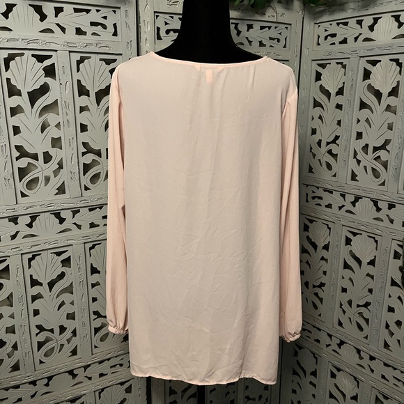 JUICY COUTURE CRAZY CUTE LIGHT PINK WITH GEMS ASYMMETRICAL HEM LONG SLEEVE TOP - Picture 6 of 9